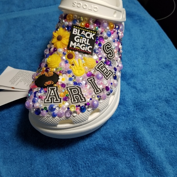 Customized Crocs - Picture 9 of 16